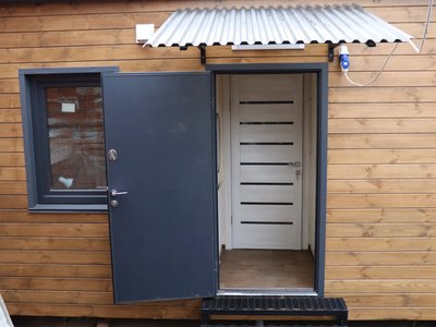У Тростянці та Охтирці мешканці, житло яких було зруйноване через атаки РФ, отримали модульні будинки У Тростянці та Охтирці мешканці, житло яких було зруйноване через атаки РФ, отримали модульні будинки