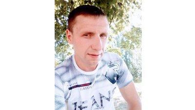 На Чернігівщині поховали захисників Олександра Войтешенка, Геннадія Студенка, Олексія Василенка та Віталія Якушка На Чернігівщині поховали захисників Олександра Войтешенка, Геннадія Студенка, Олексія Василенка та Віталія Якушка