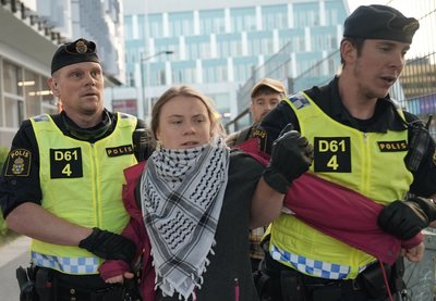 Напередодні фіналу "Євробачення-2024" у Швеції відбувся протест із вимогою усунути Ізраїль від участі у конкурсі Напередодні фіналу "Євробачення-2024" у Швеції відбувся протест із вимогою усунути Ізраїль від участі у конкурсі