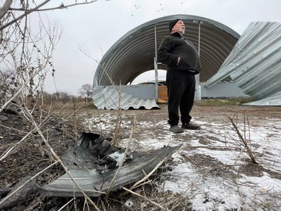 "Чую, летить, звук двигуна і вибух": вночі Черкащину атакували російські дрони. "Чую, летить, звук двигуна і вибух": вночі Черкащину атакували російські дрони.
