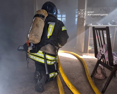 На Житомирщині під час пожежі 35-річна жінка отруїлася чадним газом На Житомирщині під час пожежі 35-річна жінка отруїлася чадним газом