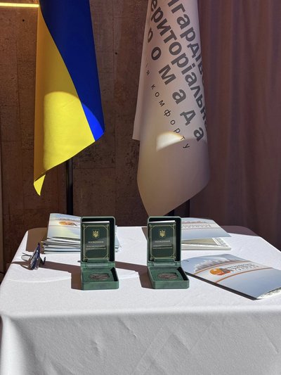 На Одещині родині загиблого військового Сергія Голявинського передали орден "За мужність" На Одещині родині загиблого військового Сергія Голявинського передали орден "За мужність"