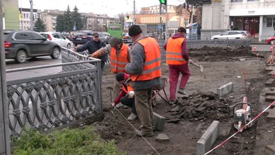 Безбар'єрний наземний пішохідний перехід облаштовують у центрі Рівного Безбар'єрний наземний пішохідний перехід облаштовують у центрі Рівного