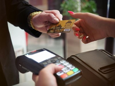Психологія фінансової поведінки: житомирська психологиня про гроші, емоції та стрес Психологія фінансової поведінки: житомирська психологиня про гроші, емоції та стрес