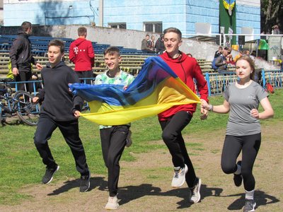 Долучилися учасники від 4 до 75 років: на Житомирщині провели забіг на підтримку ЗСУ Долучилися учасники від 4 до 75 років: на Житомирщині провели забіг на підтримку ЗСУ