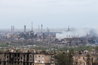 Герой України Олександр Іванцов планує перекласти книгу про оборону Маріуполя англійською та французькою Герой України Олександр Іванцов планує перекласти книгу про оборону Маріуполя англійською та французькою