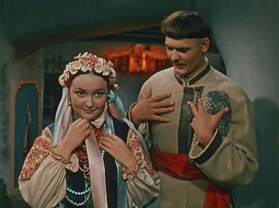 Кадр з художнього фільму "Вечори на хуторі біля Диканьки" (1961) режисера Олександра Роу Кадр з художнього фільму "Вечори на хуторі біля Диканьки" (1961) режисера Олександра Роу