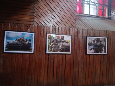 "Сила. Відвага. Честь" — у Житомирі відкрилася виставка фотографій 95 ОДШБр "Сила. Відвага. Честь" — у Житомирі відкрилася виставка фотографій 95 ОДШБр