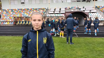 Дівоча збірна України з футболу U-15 Дівоча збірна України з футболу U-15