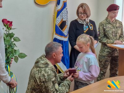 У Житомирі родинам загиблих військовослужбовців передали державні нагороди