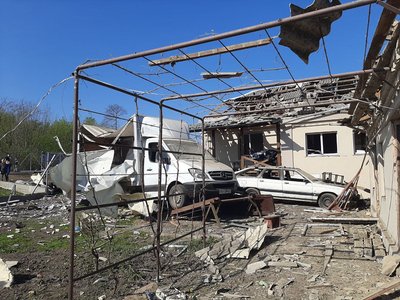Через російську атаку пошкоджено майже 20 житлових будинків Через російську атаку пошкоджено майже 20 житлових будинків