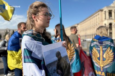 На Майдані Незалежності вшанували пам'ять загиблих морпіхів На Майдані Незалежності вшанували пам'ять загиблих морпіхів