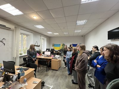 Майбутні журналісти знайомилися з роботою Суспільне Дніпро Майбутні журналісти знайомилися з роботою Суспільне Дніпро