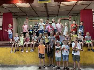 Вусатий нянь: як 25-річний звягелець став вихователем дитсадка Вусатий нянь: як 25-річний звягелець став вихователем дитсадка