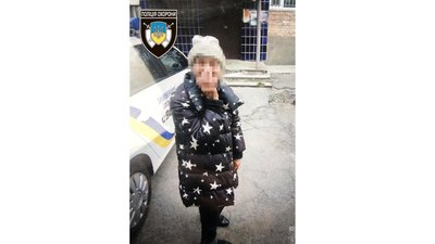 На Черкащині повернули додому бабсю, яка загубилась На Черкащині повернули додому бабсю, яка загубилась
