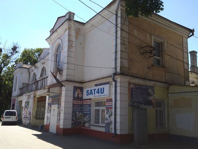 Колишній Будинок офіцерів комісія обстежує у Рівному. Його можуть здати в оренду