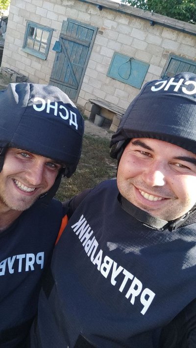 Пам'яті загиблого 26-річного фельдшера-рятувальника Олексія Сича із Житомира Пам'яті загиблого 26-річного фельдшера-рятувальника Олексія Сича із Житомира