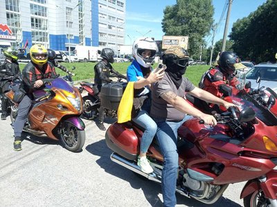 У Хмельницькому відбувся автопробіг на підтримку полонених та безвісти зниклих У Хмельницькому відбувся автопробіг на підтримку полонених та безвісти зниклих