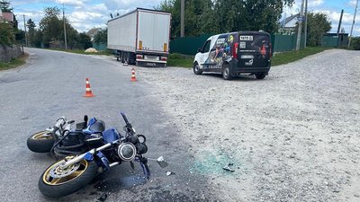 П'ятеро людей отримали травми: на Хмельниччині за минулу добу сталися три ДТП П'ятеро людей отримали травми: на Хмельниччині за минулу добу сталися три ДТП