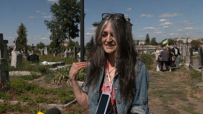 «Пам'ять починає процвітати». Священнику УГКЦ, якого вбили у тюрмі НКВС, освятили меморіальну дошку на Рівненщини