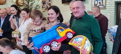 Різдво без тата: як на Вінниччині підтримують родини загиблих героїв Різдво без тата: як на Вінниччині підтримують родини загиблих героїв
