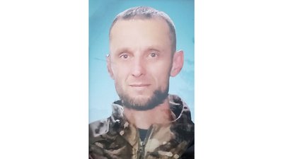 У Ніжині попрощалися з військовими ЗСУ Андрієм Лосем та Валентином Друзем У Ніжині попрощалися з військовими ЗСУ Андрієм Лосем та Валентином Друзем