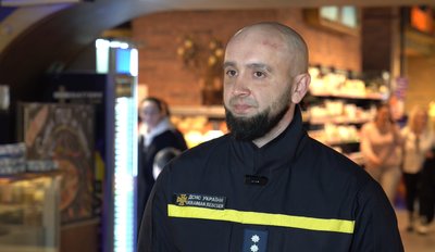 "Хочу, щоб про них знав весь світ". У Дніпрі приготували паски з борошна з розмінованих полів "Хочу, щоб про них знав весь світ". У Дніпрі приготували паски з борошна з розмінованих полів