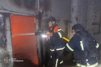 У передмісті Харкова загасили масштабну пожежу на складі У передмісті Харкова загасили масштабну пожежу на складі