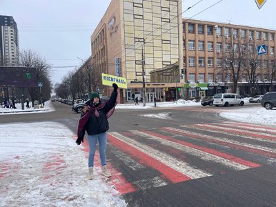 У Черкасах відбулася акція "Не мовчи — полон вбиває" У Черкасах відбулася акція "Не мовчи — полон вбиває"