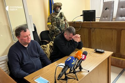 Буде сидіти під вартою Буде сидіти під вартою