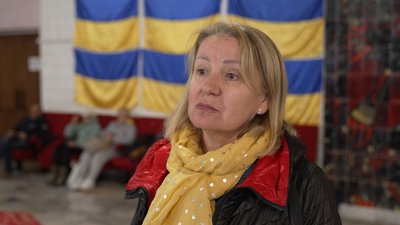 Другу добу без світла, у чергах та під звуки генераторів: як живе Славутич, який повністю залежить від електроенергії Другу добу без світла, у чергах та під звуки генераторів: як живе Славутич, який повністю залежить від електроенергії