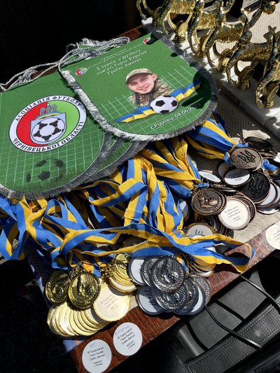 На Буковині відбувся футбольний турнір на честь полеглого військового Дмитра Грабка На Буковині відбувся футбольний турнір на честь полеглого військового Дмитра Грабка