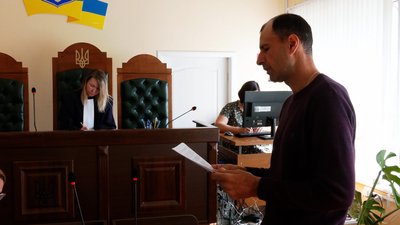Привласнили понад 3 мільйони гривень під час ремонту їдальні у Добрянському ліцеї на Чернігівщині Привласнили понад 3 мільйони гривень під час ремонту їдальні у Добрянському ліцеї на Чернігівщині
