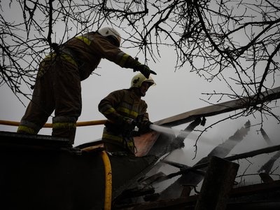 На Миколаївщині чоловік врятував з пожежі чотирьох дітей — ДСНС На Миколаївщині чоловік врятував з пожежі чотирьох дітей — ДСНС