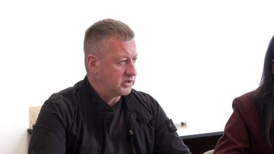 Мурал замість панно: у Рівному готують стіну для стінопису пам'яті воїна Тараса Давидюка Мурал замість панно: у Рівному готують стіну для стінопису пам'яті воїна Тараса Давидюка