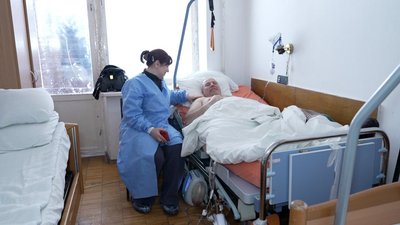 Втратив ногу через удар FPV-дрона: історія бійця, якого у вінницькому шпиталі готують до протезування Втратив ногу через удар FPV-дрона: історія бійця, якого у вінницькому шпиталі готують до протезування