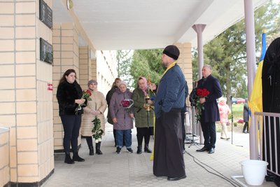 У Тальному відкрили меморіальну дошку загиблому захиснику Олексію Накоп’юку