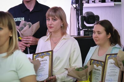 "Об’єднані світлом": у День молоді у Херсоні відзначили активних людей "Об’єднані світлом": у День молоді у Херсоні відзначили активних людей