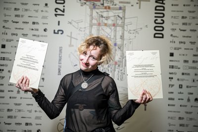 "Не питай мене, чи я вбивала", "Зелене світло" та "Де все зникає": оголошено переможців Docudays UA 2026 року "Не питай мене, чи я вбивала", "Зелене світло" та "Де все зникає": оголошено переможців Docudays UA 2026 року