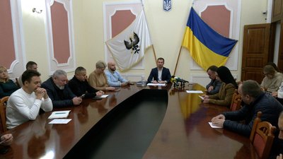 Вперше за 4 місяці у Чернігові скликають сесію міськради: чи буде кворум? Вперше за 4 місяці у Чернігові скликають сесію міськради: чи буде кворум?