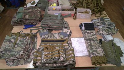 Шиють амуніцію для ЗСУ Шиють амуніцію для ЗСУ