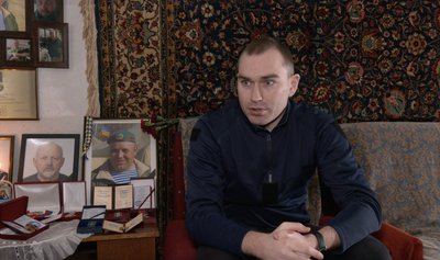 "Зустрічаються лише на кладовищі": спогади рідних про загиблого кіборга із Черкас "Зустрічаються лише на кладовищі": спогади рідних про загиблого кіборга із Черкас