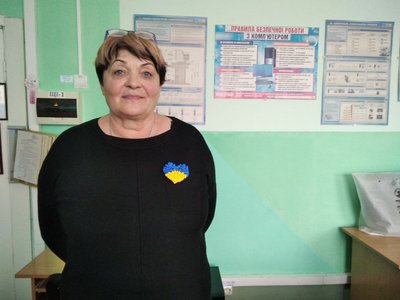 Уроки в форматі онлайн без електрики: як в житомирському ліцеї проводять заняття під час відключень світла Уроки в форматі онлайн без електрики: як в житомирському ліцеї проводять заняття під час відключень світла