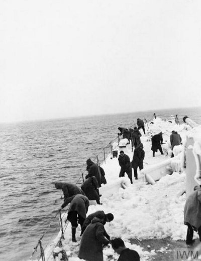 Британське судно HMS Belfast, яке на Різдво 1943 року брало участь у битві за мис Нордкап Британське судно HMS Belfast, яке на Різдво 1943 року брало участь у битві за мис Нордкап