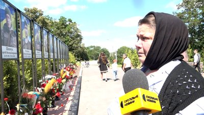 На Житомирщині відкрили Алею пам'яті загиблих воїнів України На Житомирщині відкрили Алею пам'яті загиблих воїнів України