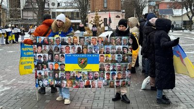 "Катування не мають вихідних": у Вінниці відбулася акція на підтримку зниклих безвісти на полонених захисників