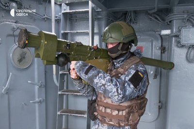"Довелось вчитися у бойових умовах": 18-річний військовий ВМС збив три ракети РФ