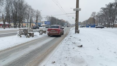 "Постійні затори": скільки грошей потрібно, аби відремонтувати провалля на Європейській у Полтаві "Постійні затори": скільки грошей потрібно, аби відремонтувати провалля на Європейській у Полтаві