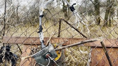 Зачепився за горіх та вибухнув: подробиці атаки "Шахедом" Малодівицької громади на Прилуччині Зачепився за горіх та вибухнув: подробиці атаки "Шахедом" Малодівицької громади на Прилуччині