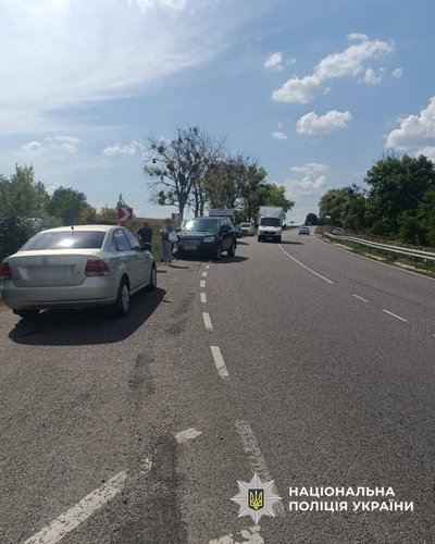 Мотоцикл виїхав на зустрічну: на Черкащині сталася ДТП Мотоцикл виїхав на зустрічну: на Черкащині сталася ДТП